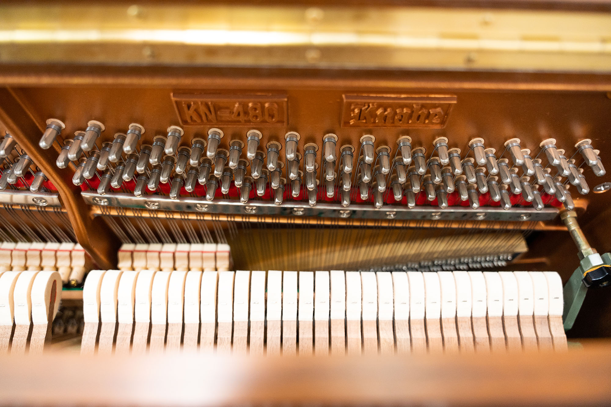 Knabe KN-480 with Player - Image 2