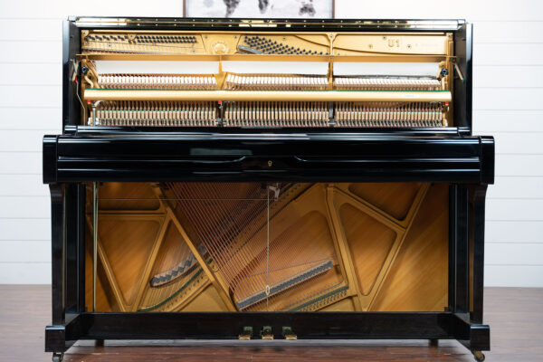 Yamaha U1