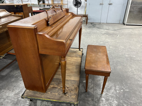 Wurlitzer Spinet - Image 4