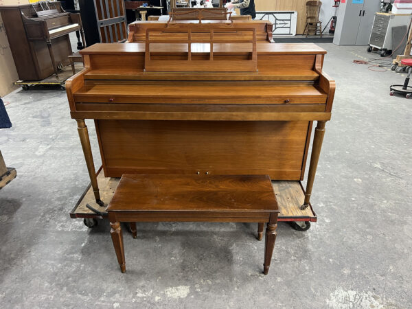 Hammond Spinet - Image 4