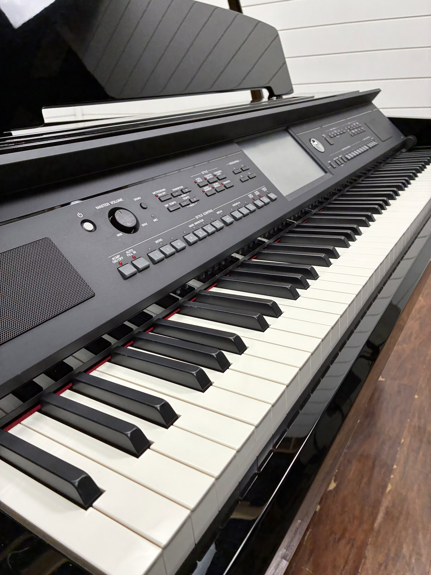 *SOLD* Yamaha CVP 609GP - UCUL01010 - Digital Grand Piano - Image 8