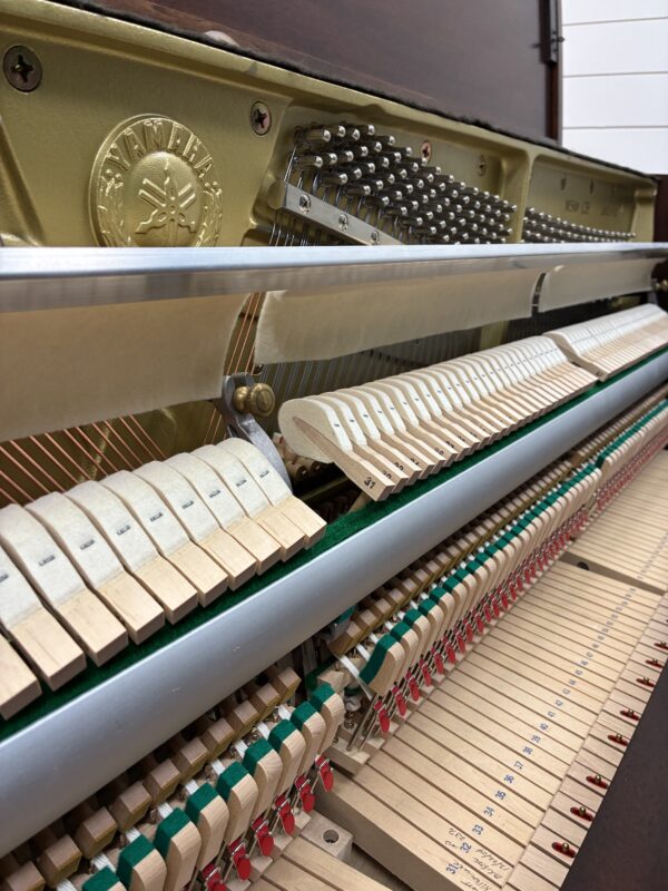 Yamaha M500 - Upright Acoustic Piano - T282932 - Image 4