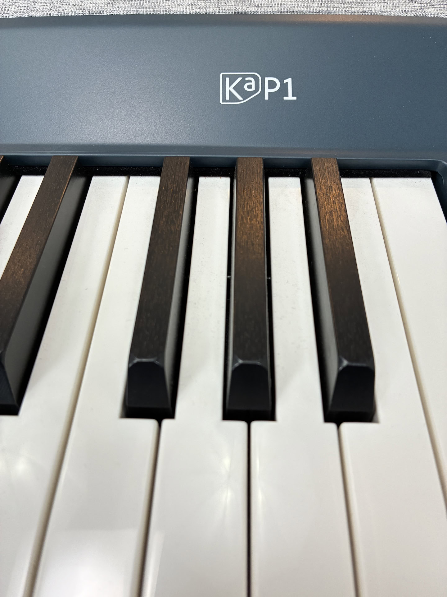 Kurzweil KaP1 Digital Keyboard Piano - Image 9